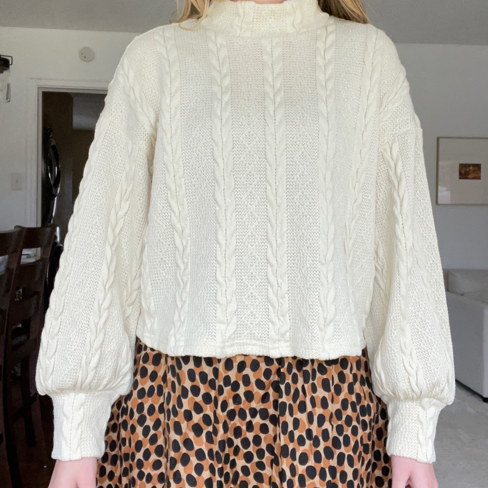 Nick neck cable knit sweater- worn twice and washed